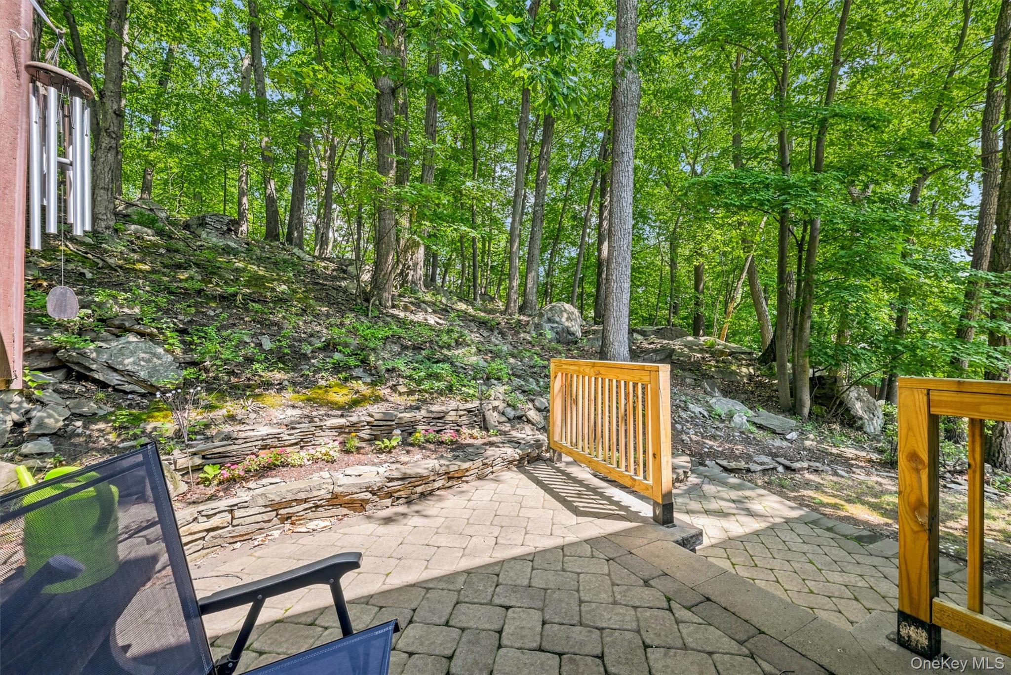 13 Redwood – For Sale photo 30