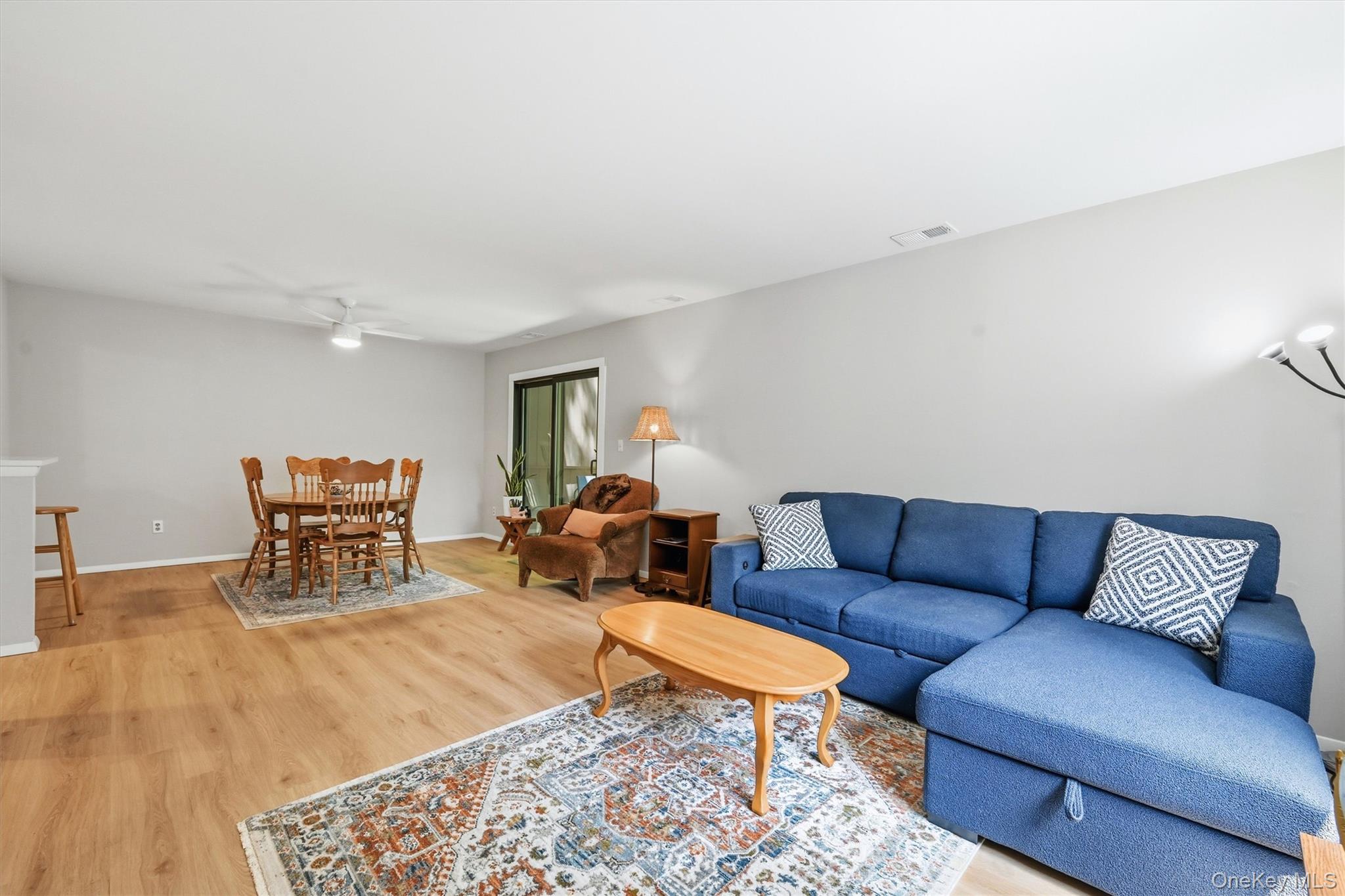 13 Redwood – For Sale photo 17
