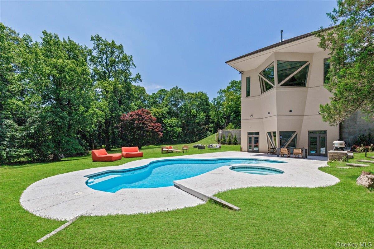 150 Pinecrest Drive – For Sale photo 39