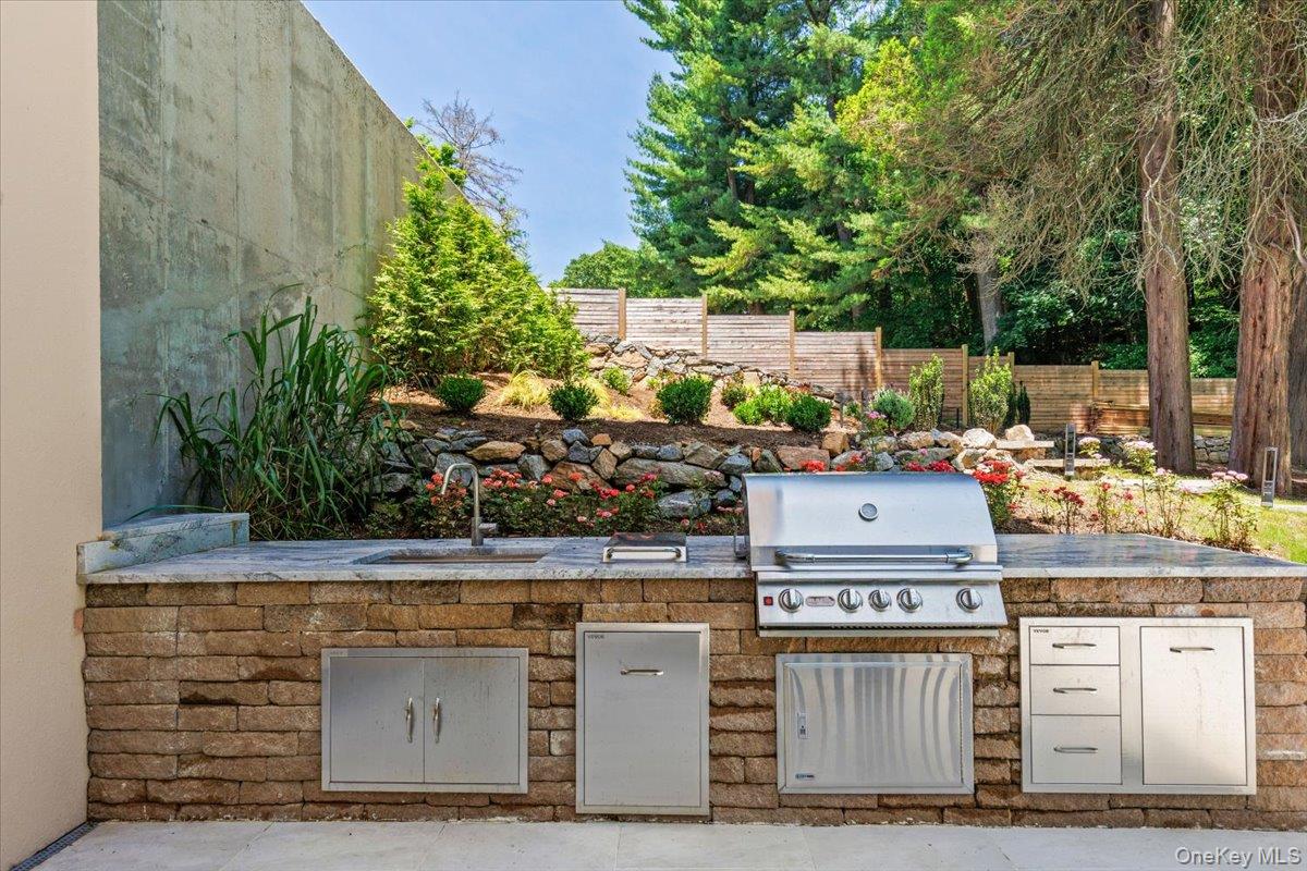 150 Pinecrest Drive – For Sale photo 37