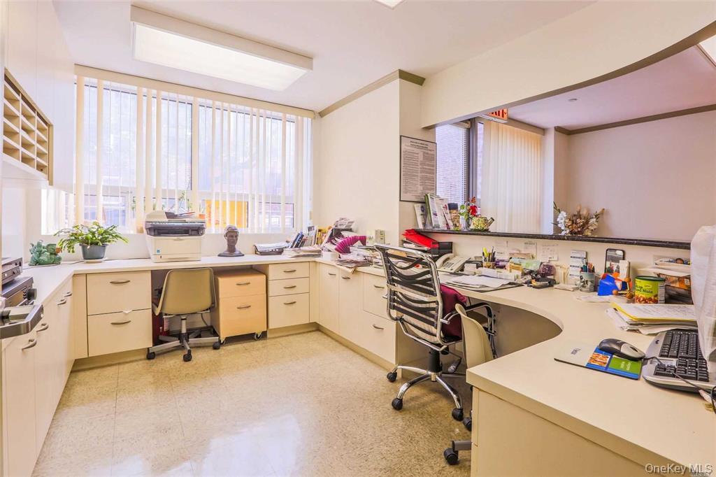 3822 147th Street, Unit 1A photo 4