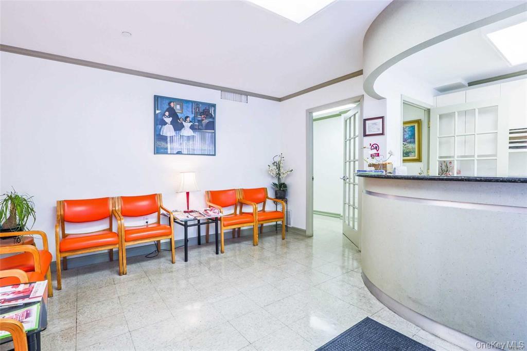 3822 147th Street, Unit 1A photo 3
