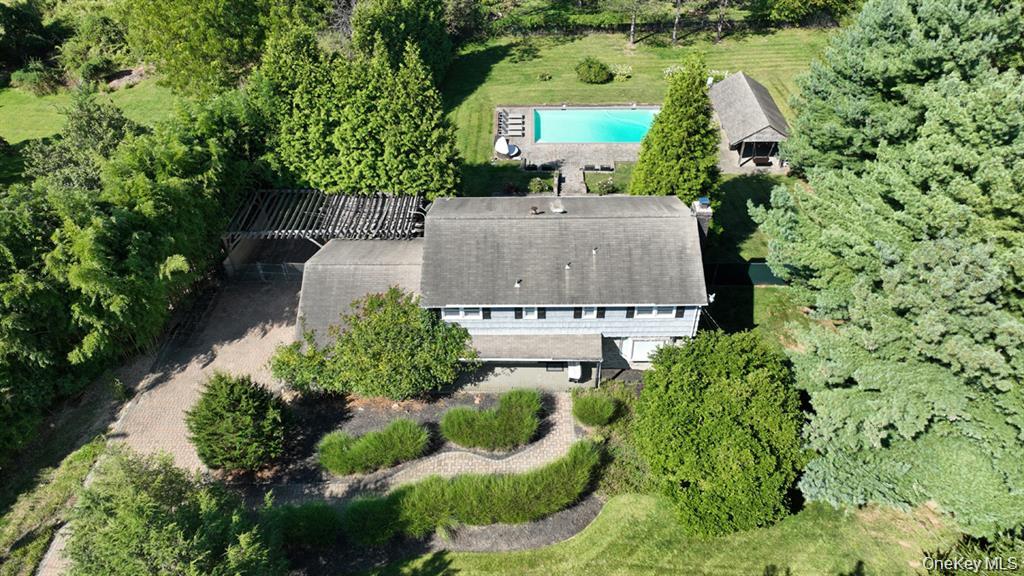 11 Deerwood Road – For Sale photo 2
