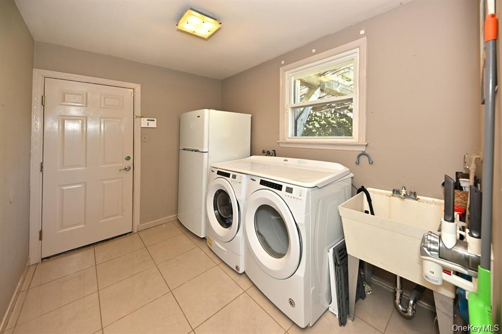 11 Deerwood Road – For Sale photo 23