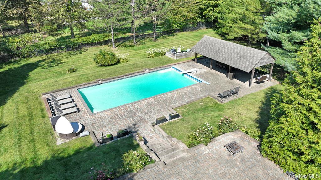 11 Deerwood Road – For Sale