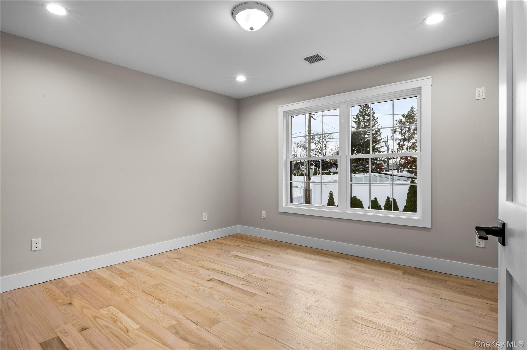 21 Devon Road – For Sale photo 30