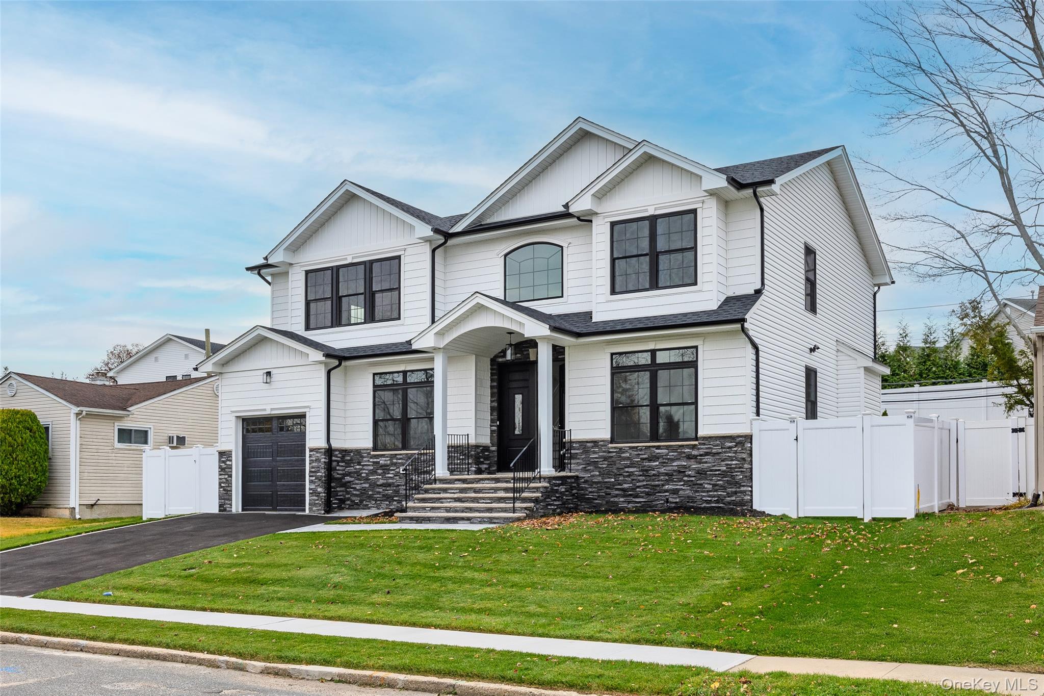 21 Devon Road – For Sale photo 2