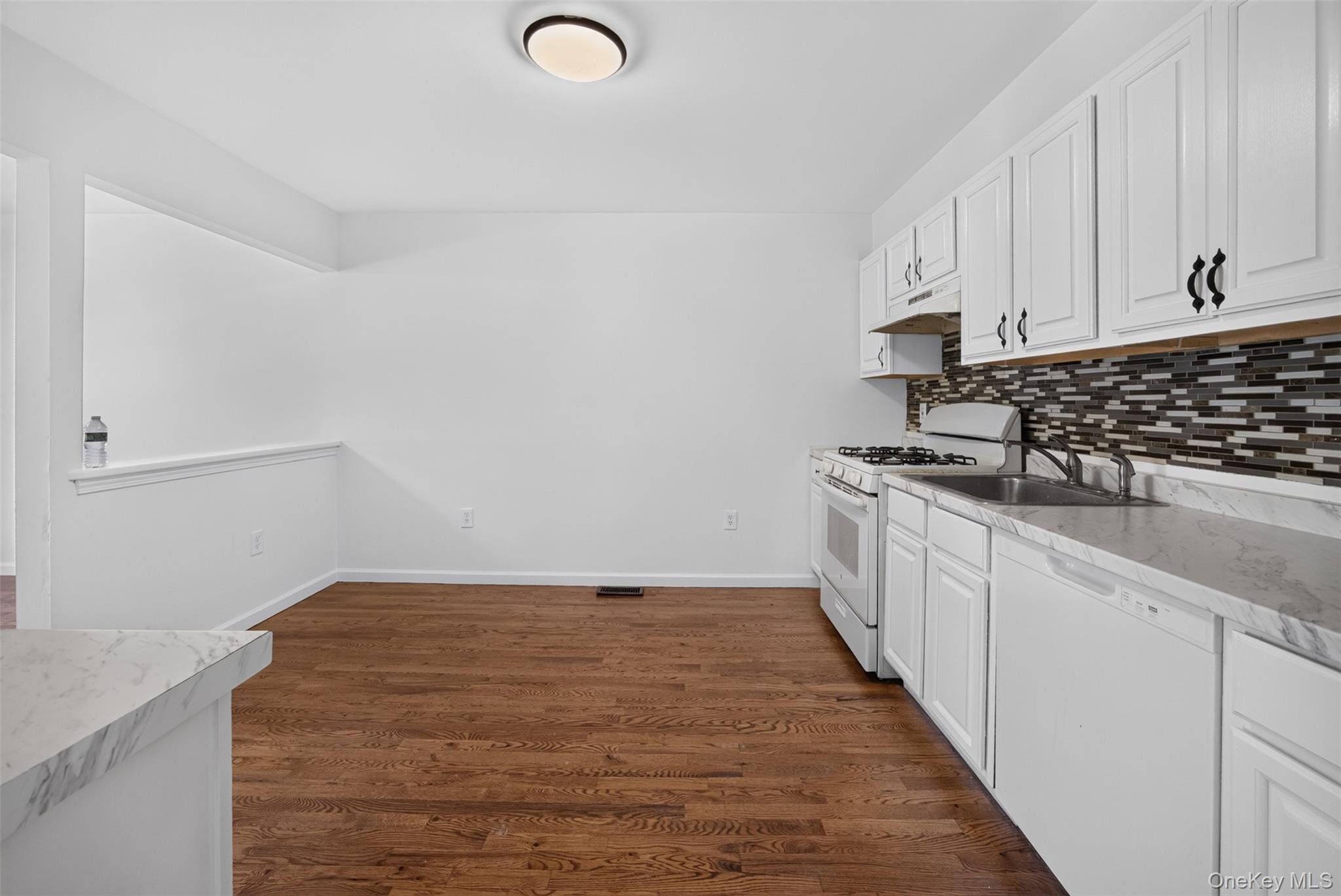 41 Genung Street, Unit 41 photo 11