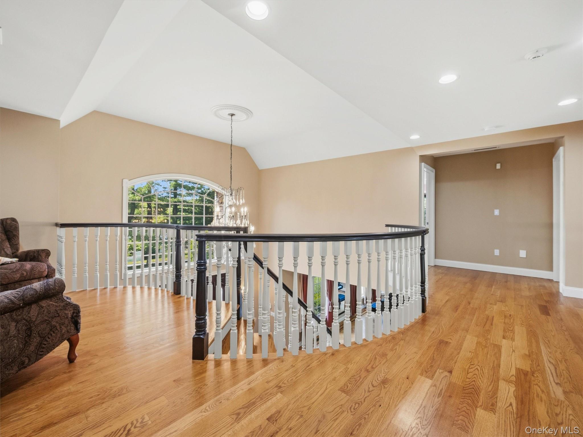 637 S Mountain Road – For Sale photo 30