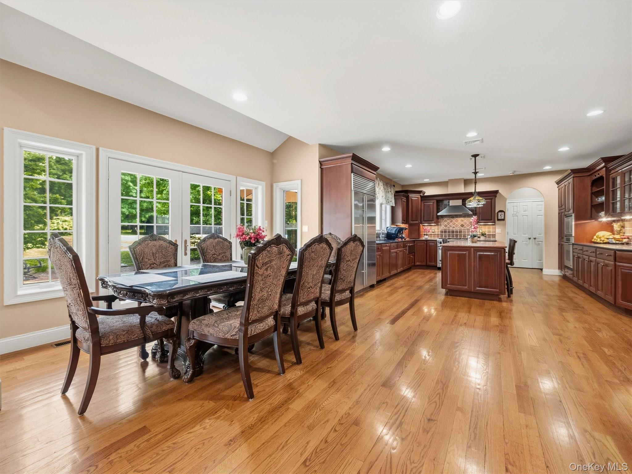 637 S Mountain Road – For Sale photo 14