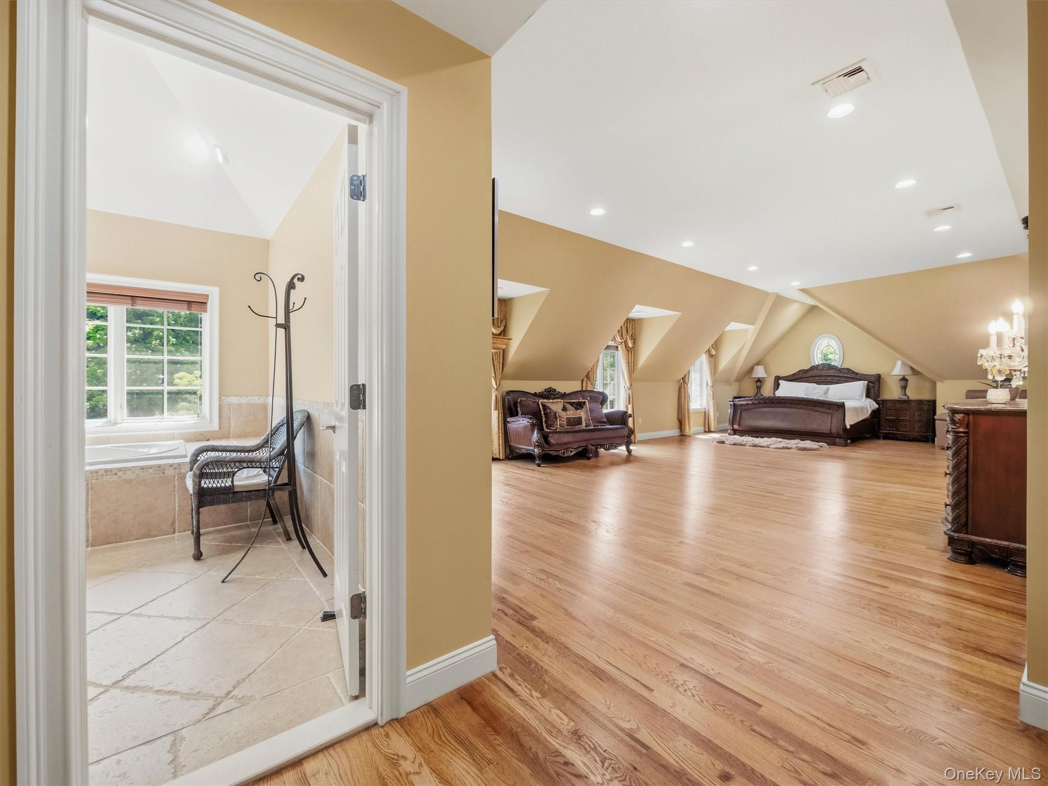 637 S Mountain Road – For Sale photo 24