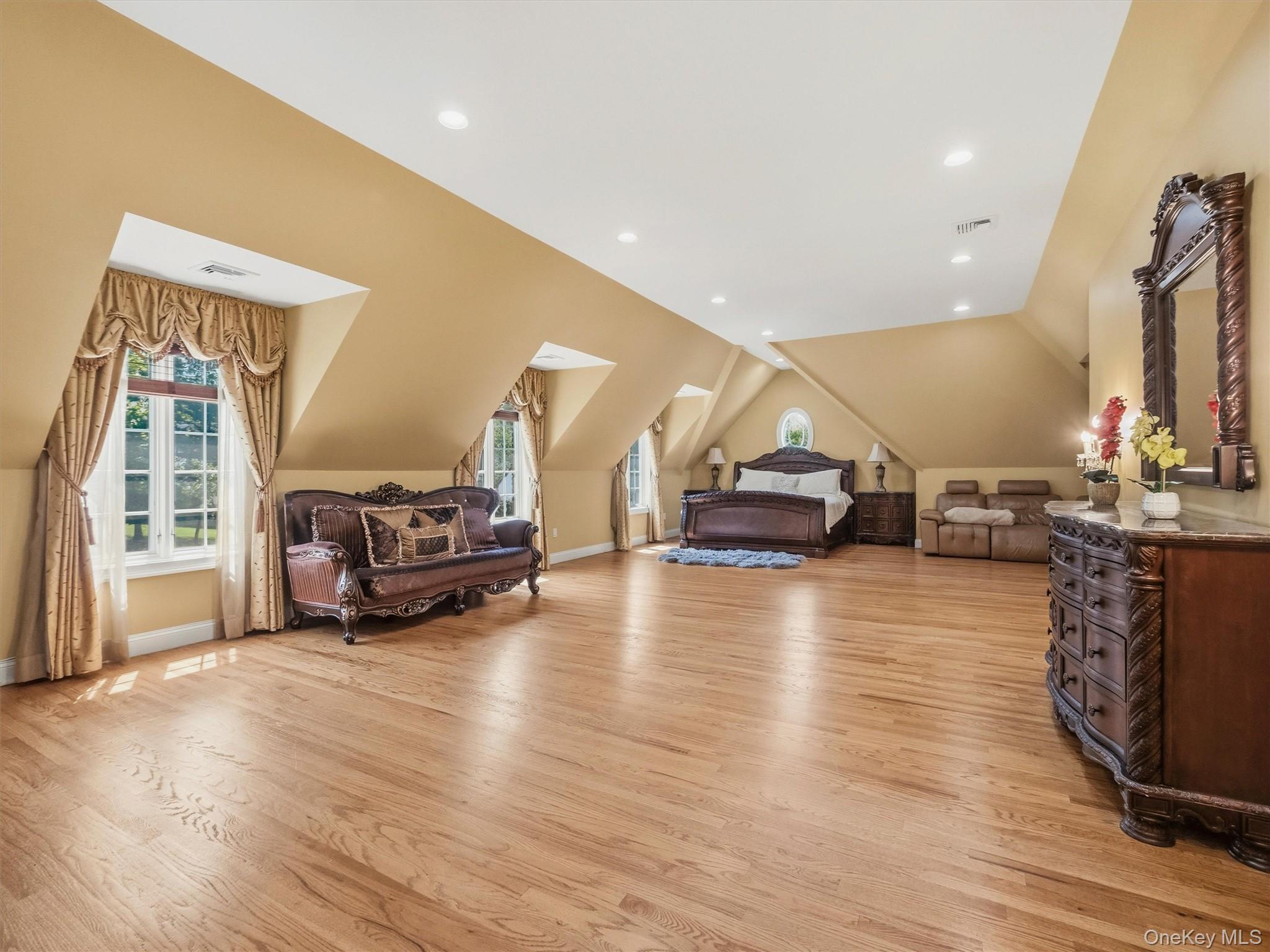 637 S Mountain Road – For Sale photo 25