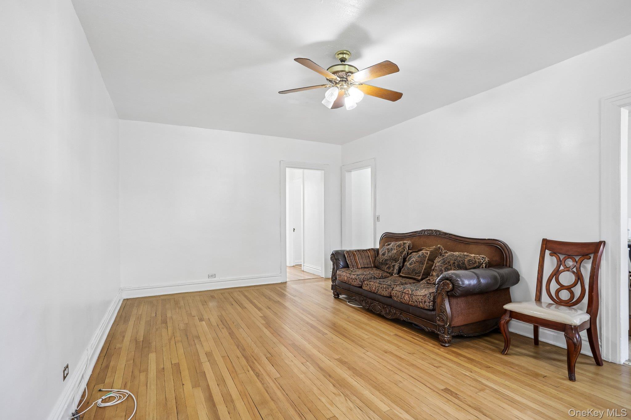 445 Gramatan Avenue, Unit CD3 photo 7