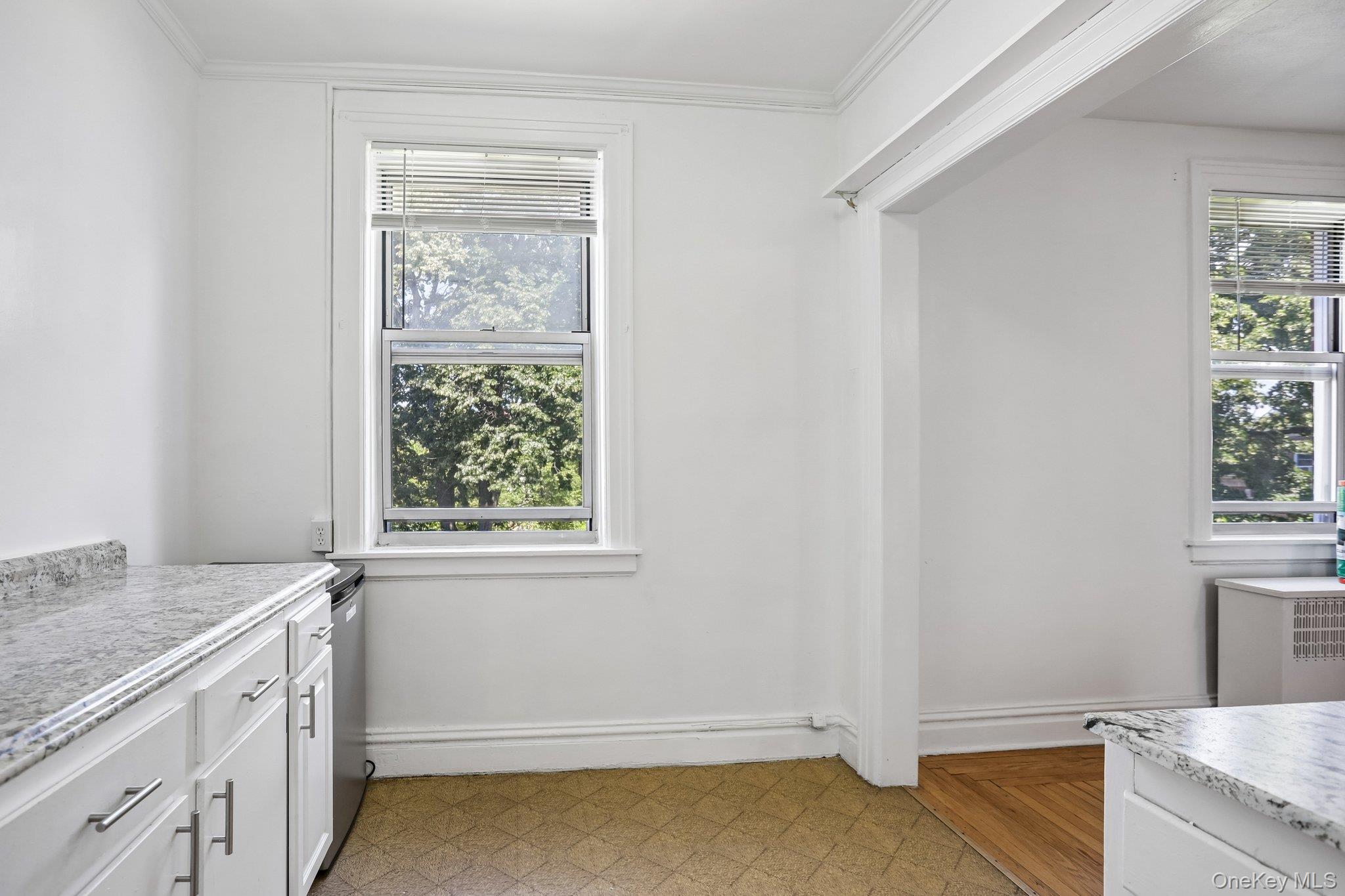 445 Gramatan Avenue, Unit CD3 photo 15
