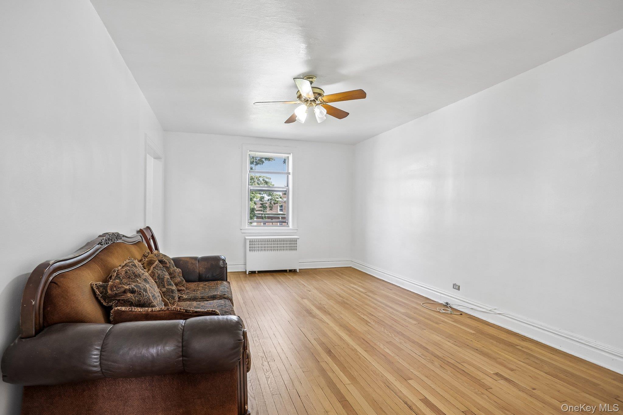 445 Gramatan Avenue, Unit CD3 photo 9