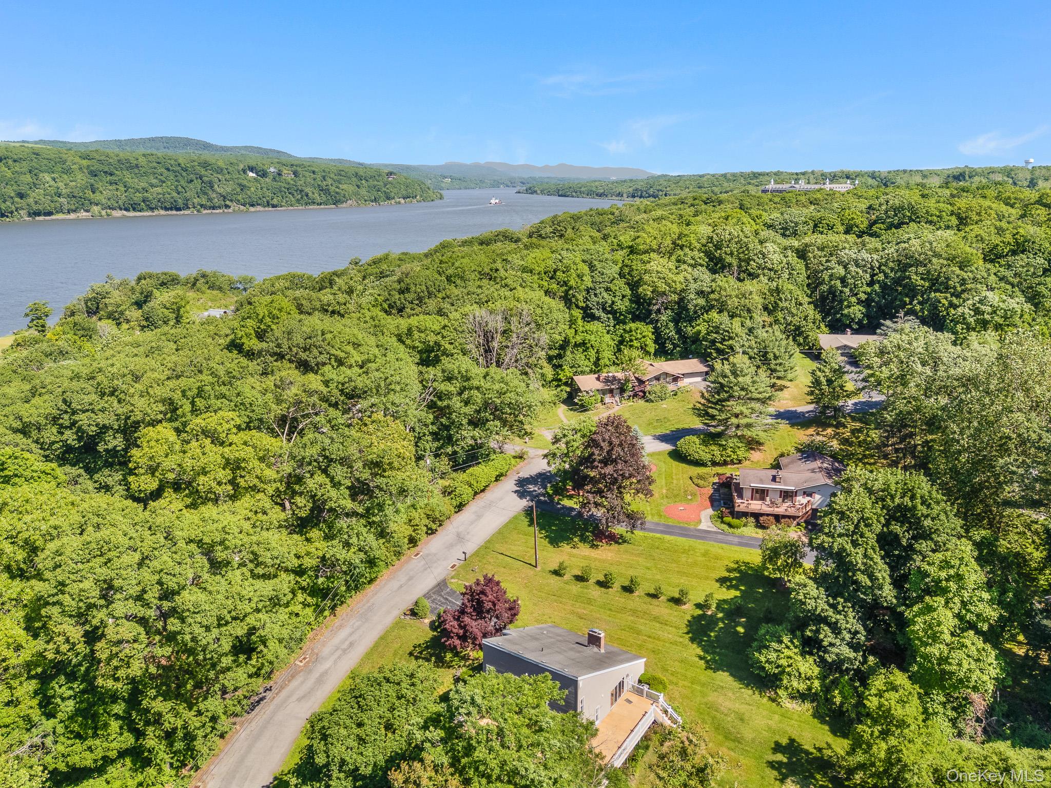 13 Riverview Circle – For Sale photo 3