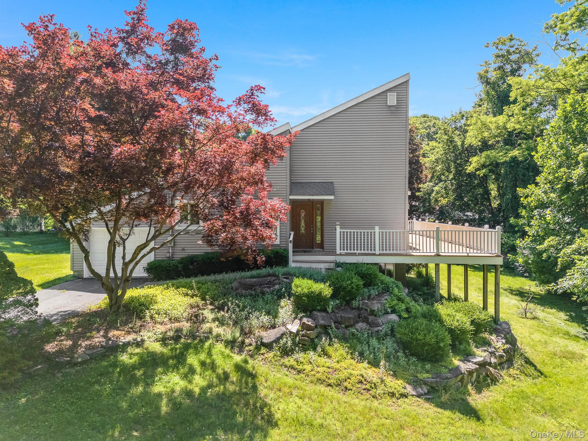13 Riverview Circle – For Sale