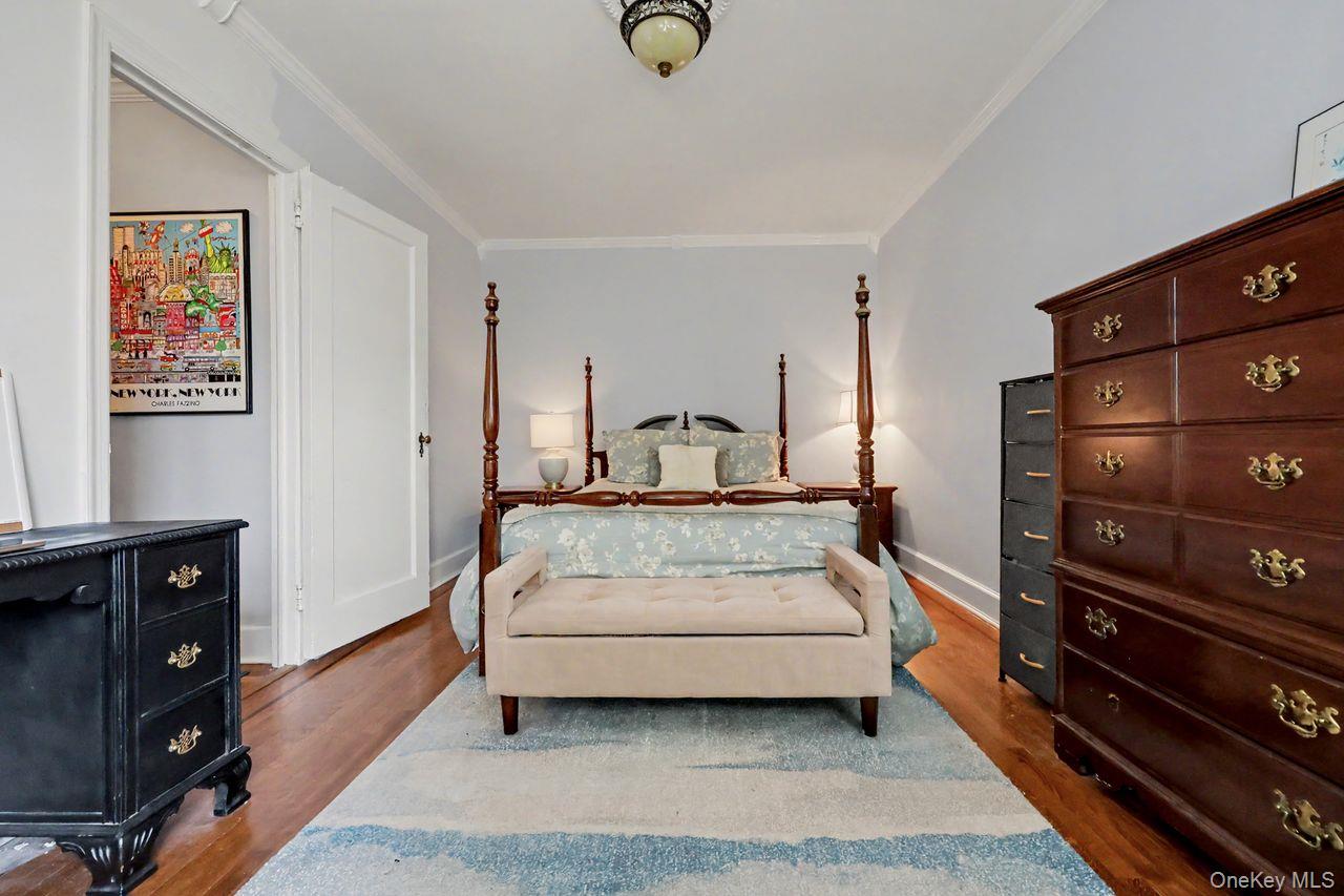 300 S Broadway, Unit 2 H photo 16