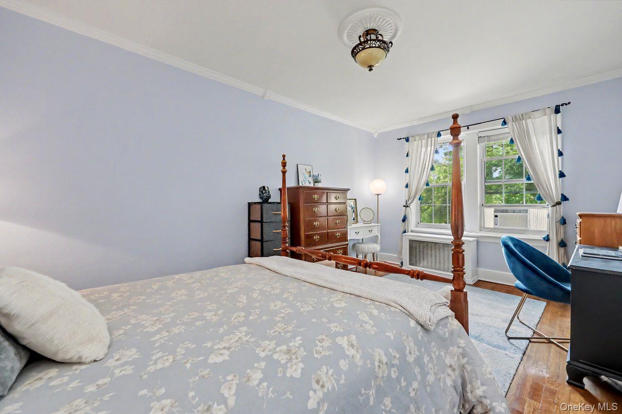 300 S Broadway, Unit 2 H photo 18