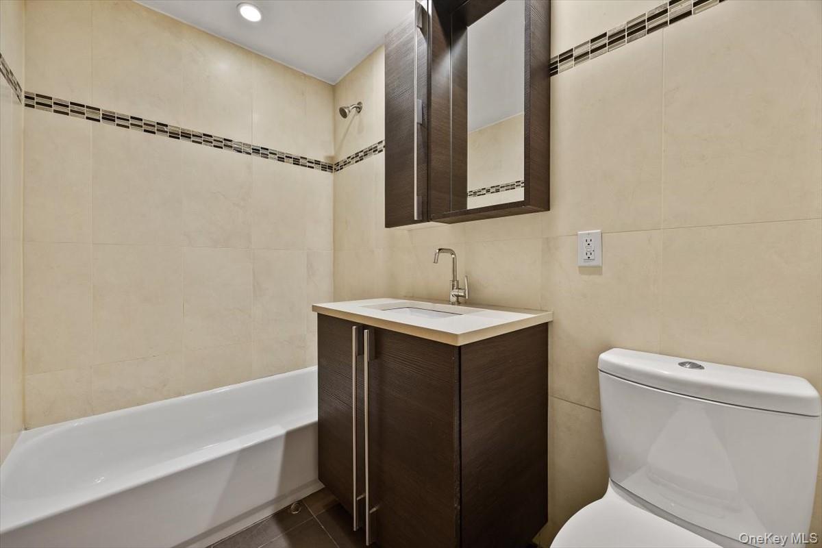 3135 31st Street, Unit 605 photo 13