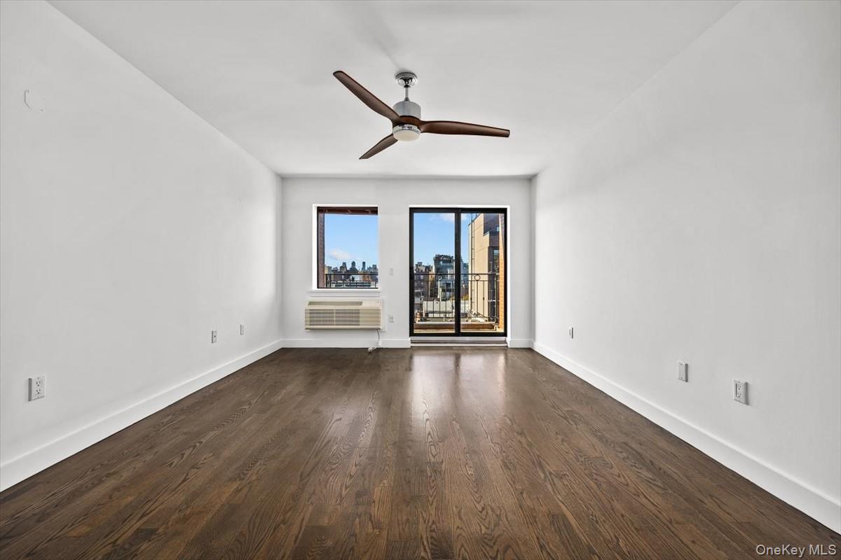 3135 31st Street, Unit 605 photo 4