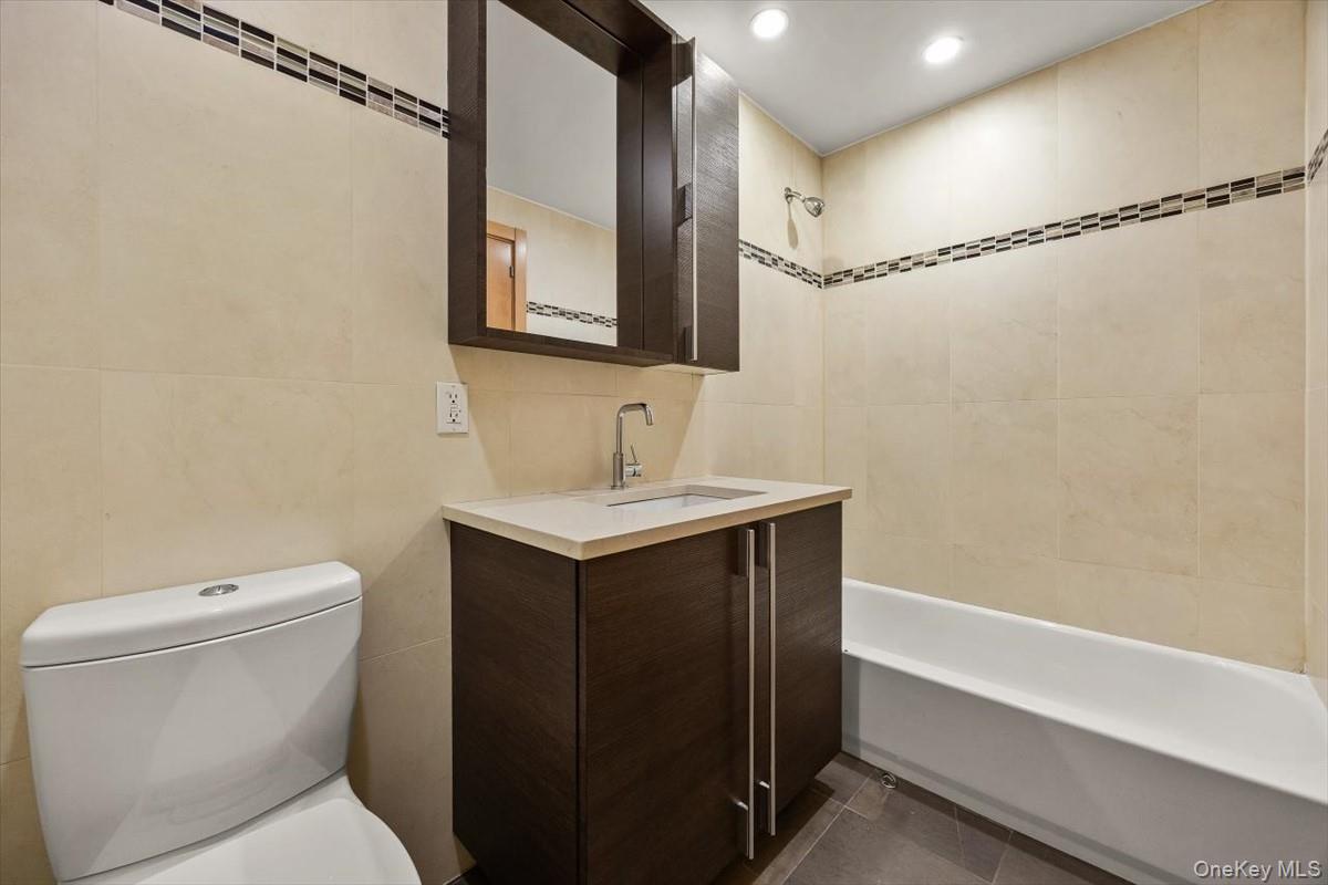 3135 31st Street, Unit 605 photo 10