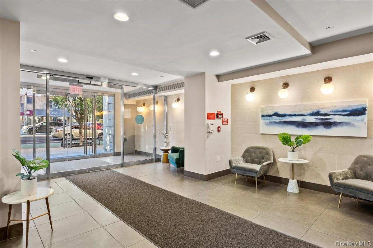 3135 31st Street, Unit 605 photo 17
