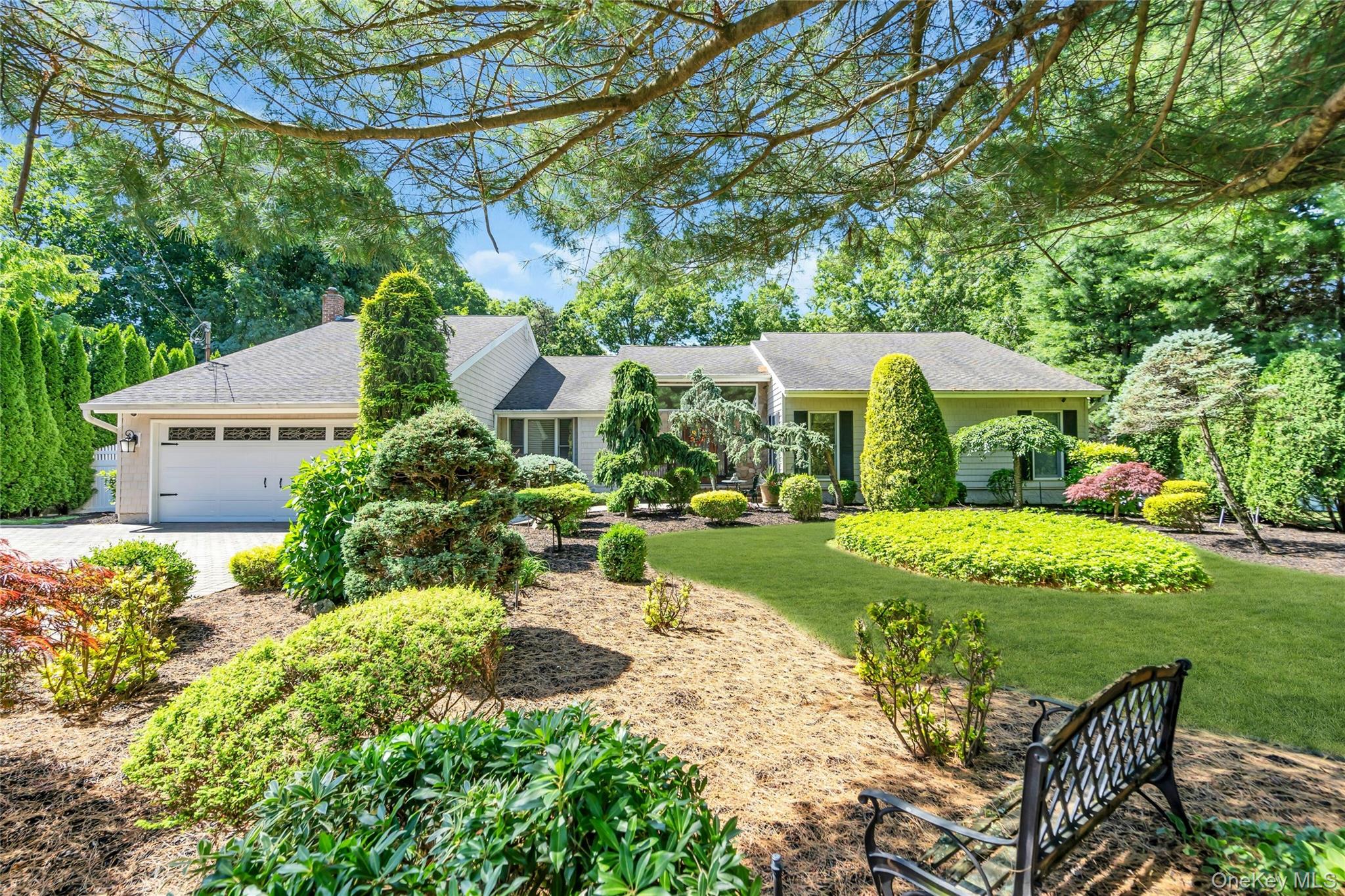 6 Averly Place – For Sale photo 2