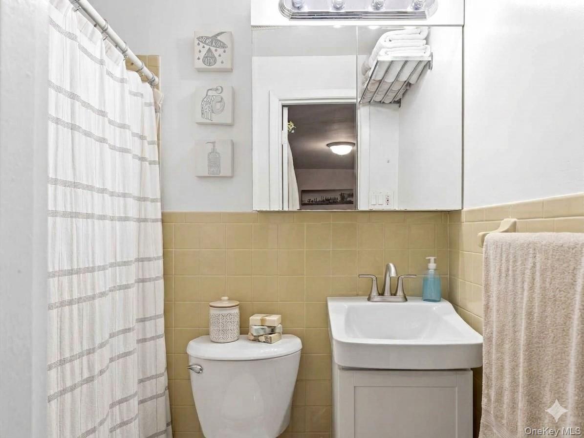 61-26 164 Street – For Sale photo 15