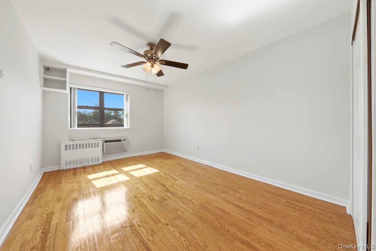 4200 Herkimer Place, Unit 4F photo 17