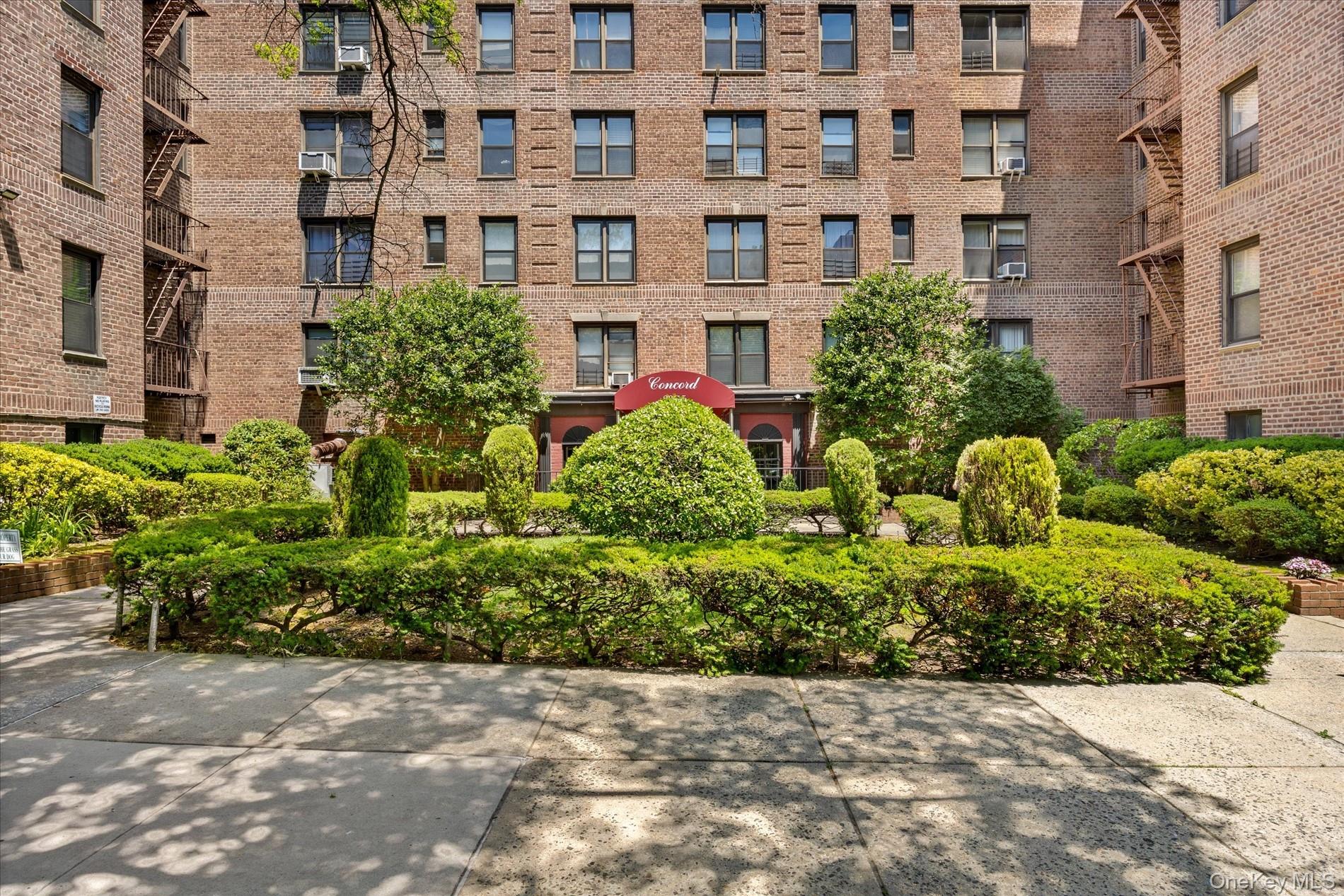 83-15 98th Street, Unit 5T photo 12