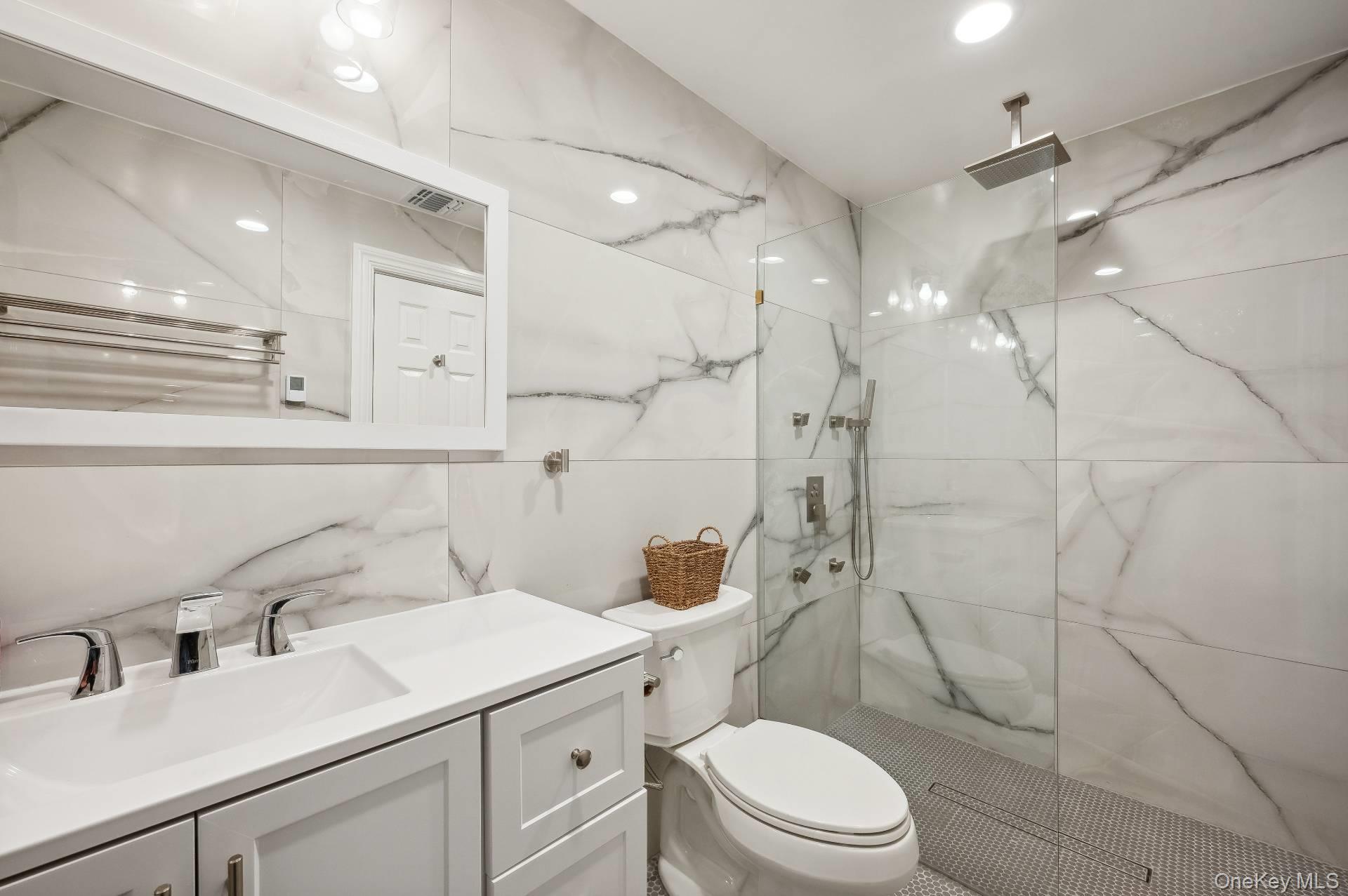 131 Flying Point Road – For Rent photo 32