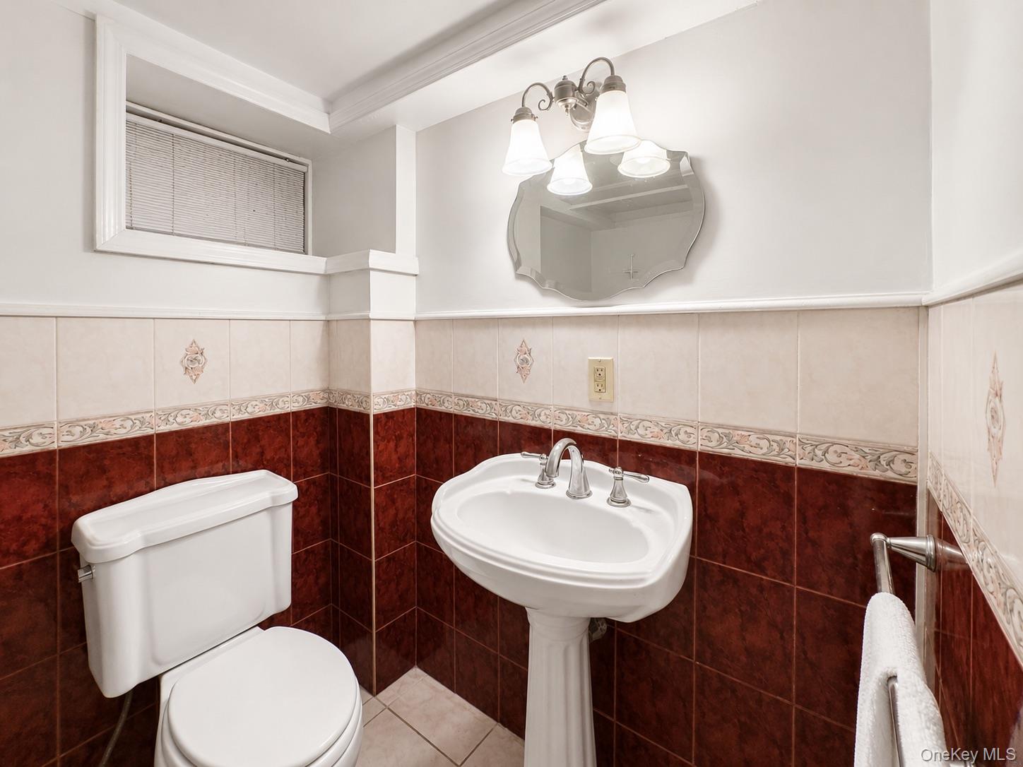 549 De Mott Avenue – For Sale photo 30