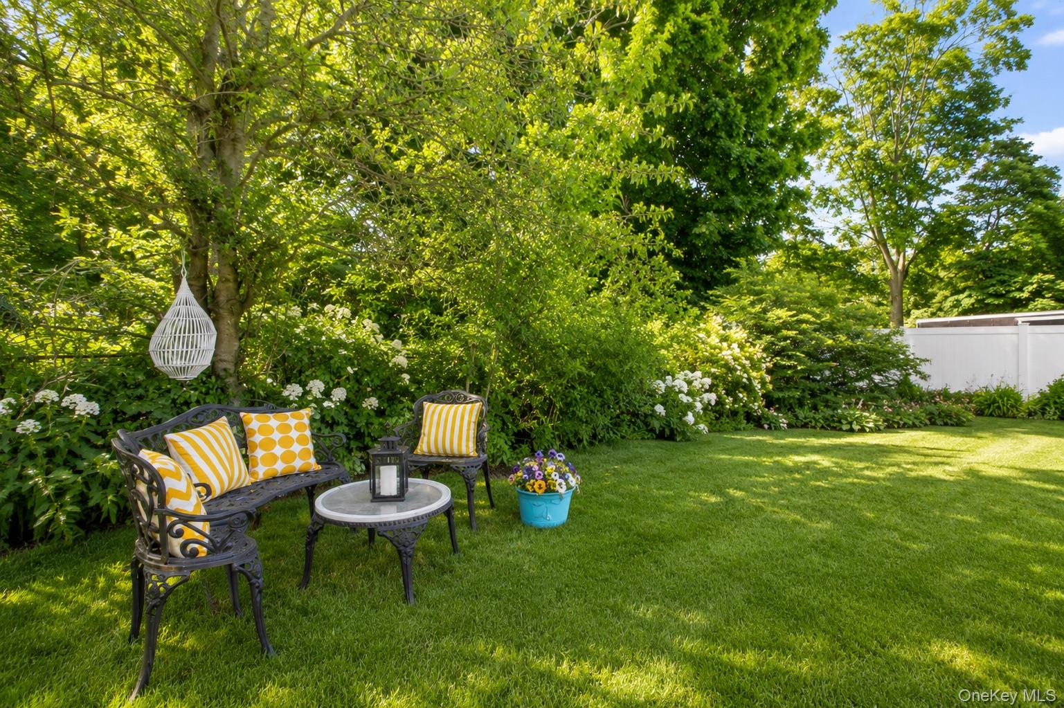 549 De Mott Avenue – For Sale photo 41