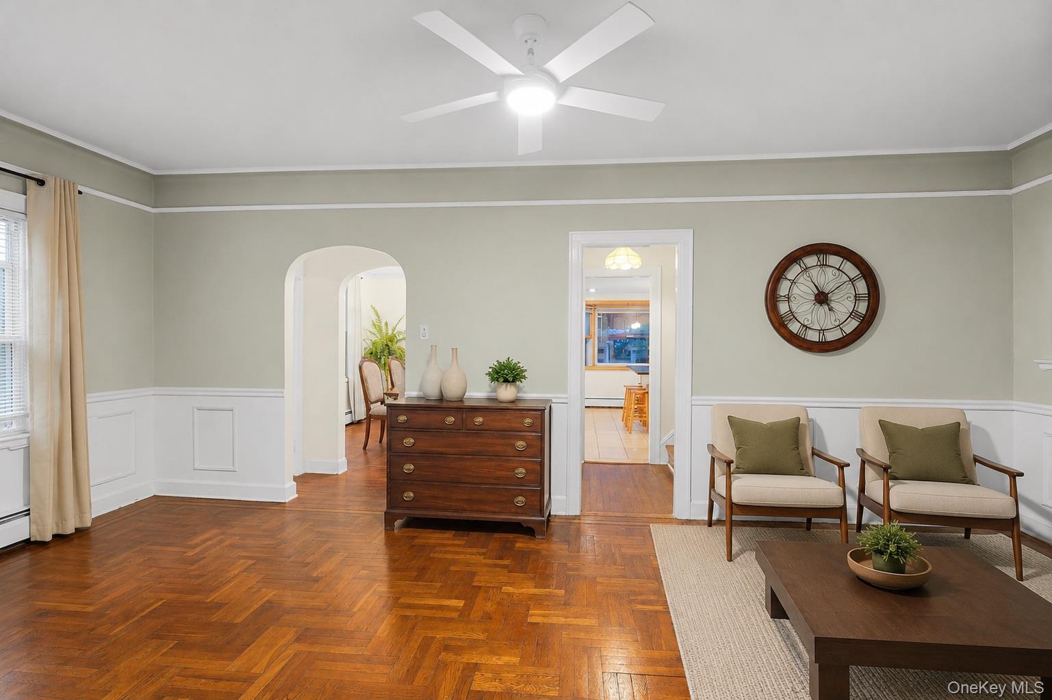 549 De Mott Avenue – For Sale photo 10