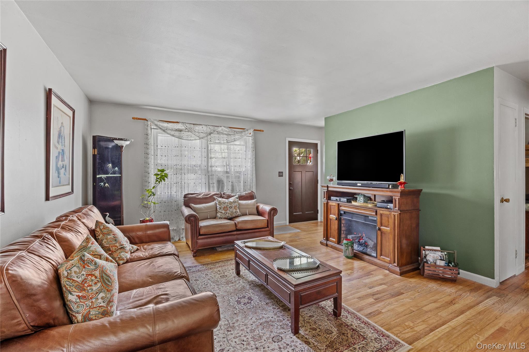 97 Maple Road – For Sale photo 8