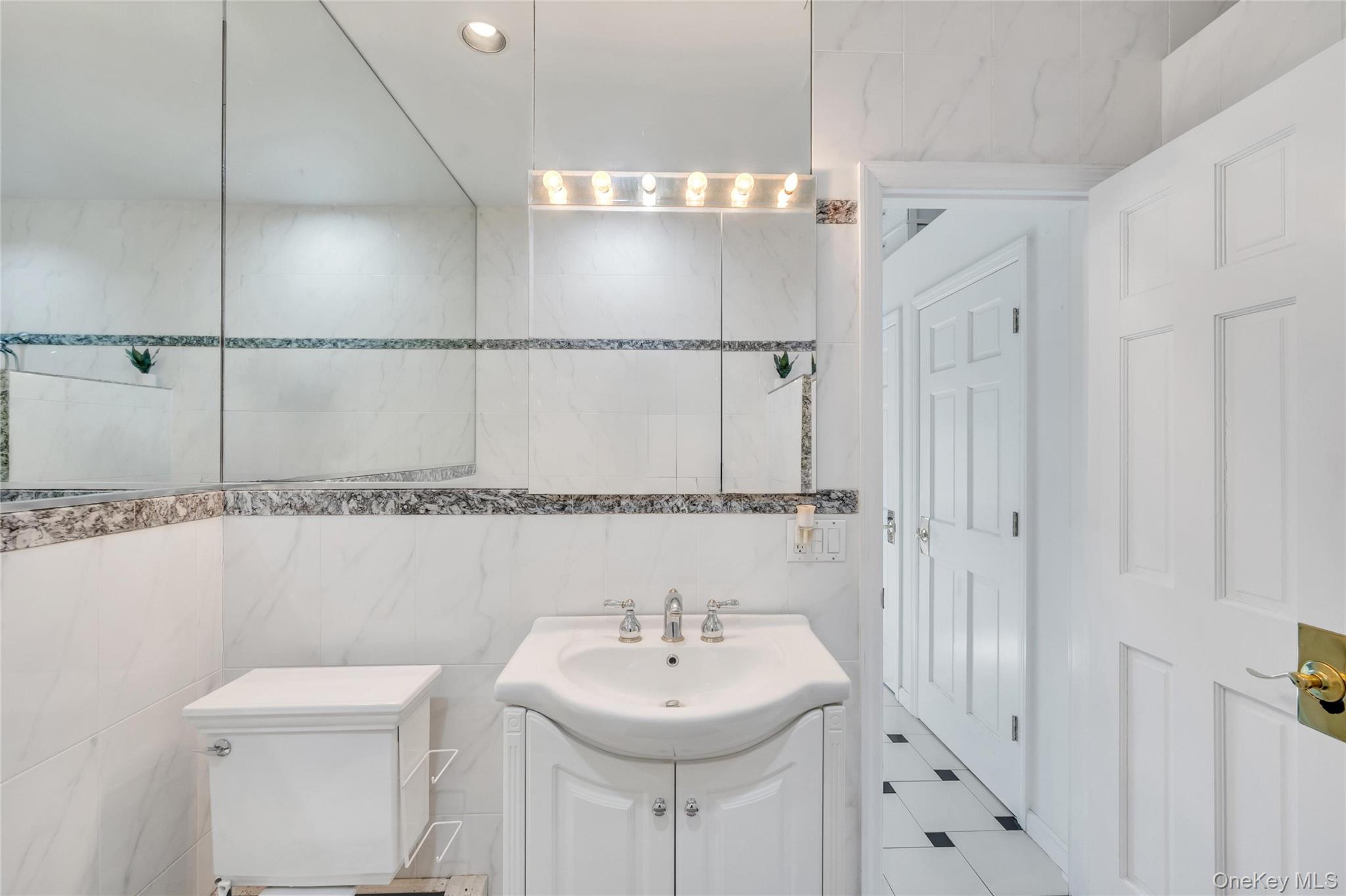 252 Cornwell Avenue – For Sale photo 13