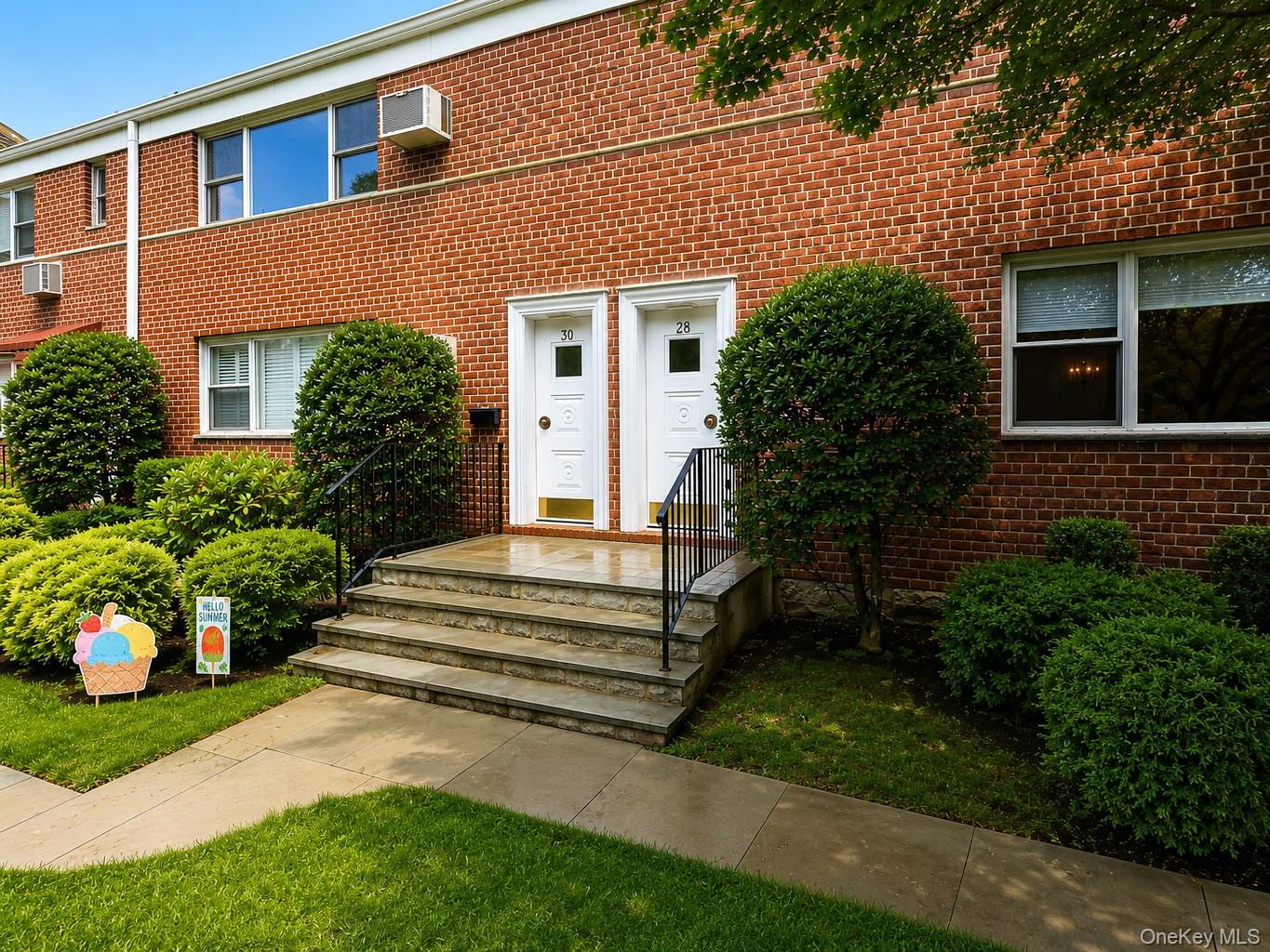 28 Oregon Avenue, Unit A photo 5
