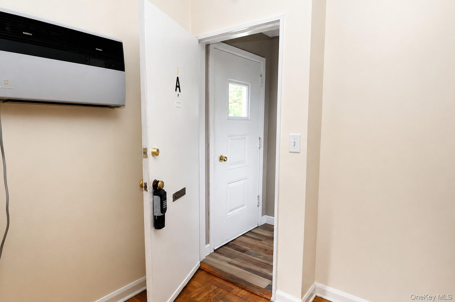 28 Oregon Avenue, Unit A photo 7