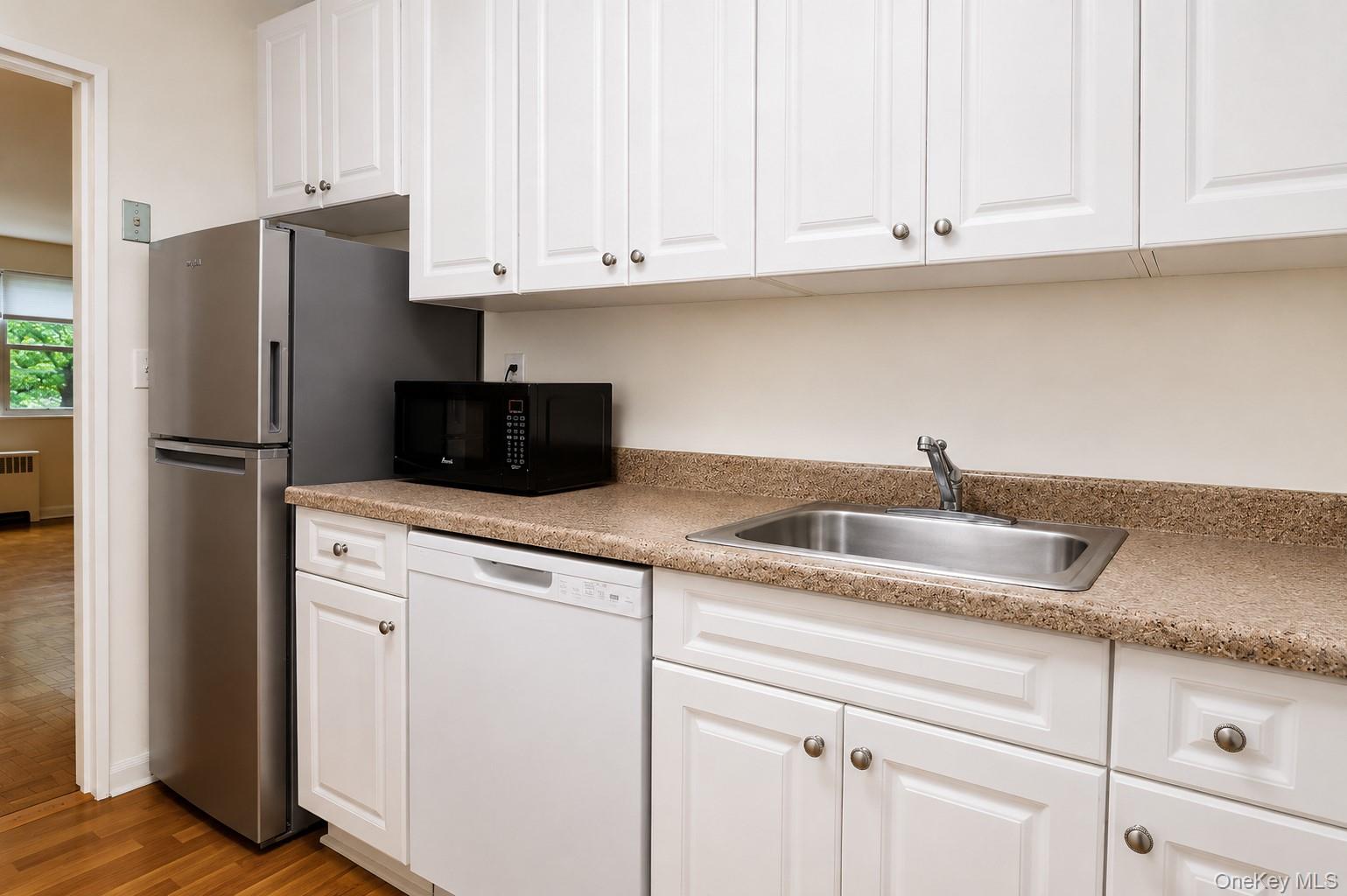 28 Oregon Avenue, Unit A photo 18