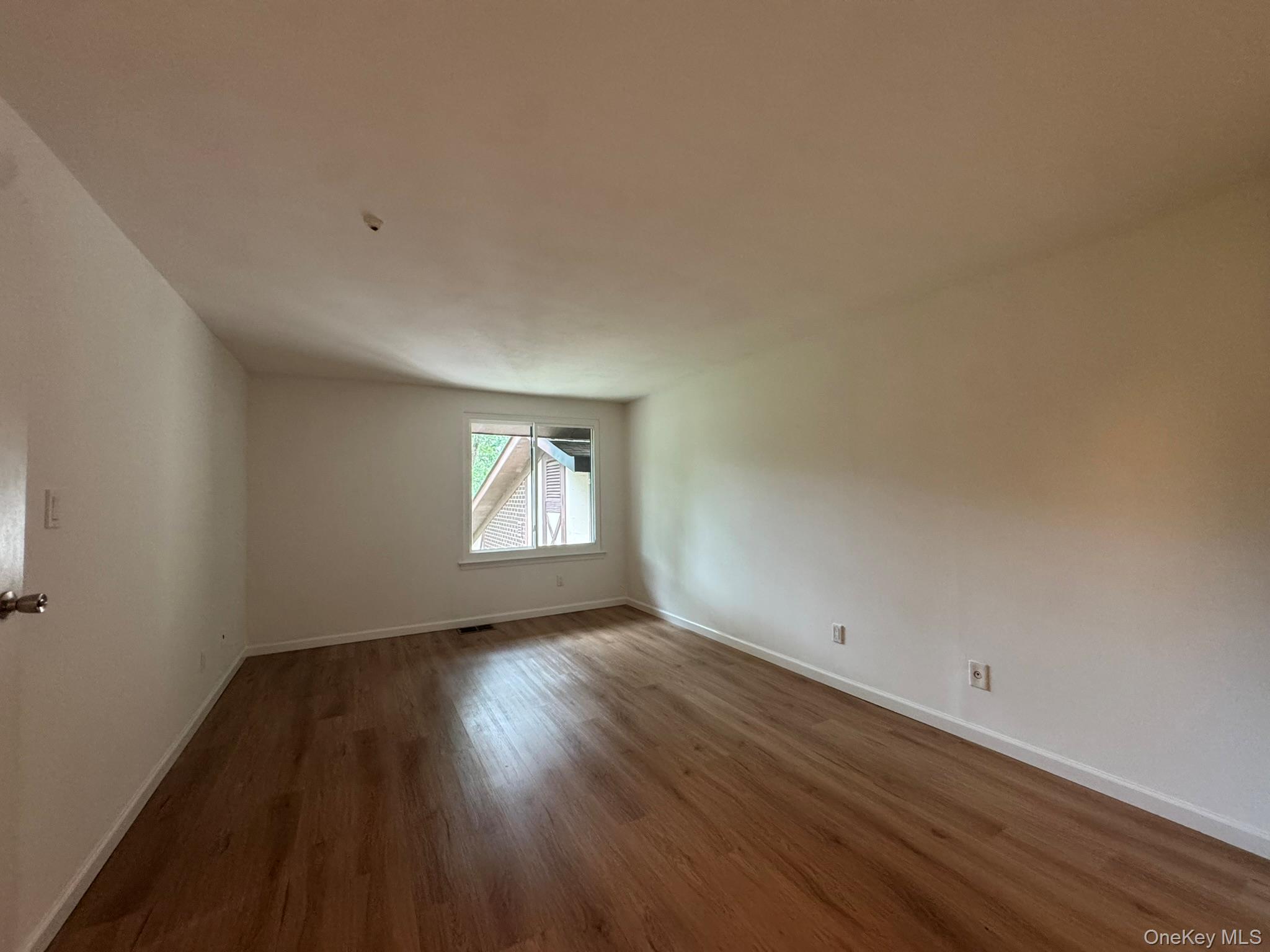 233 Sagamore Hills Drive – For Sale photo 8