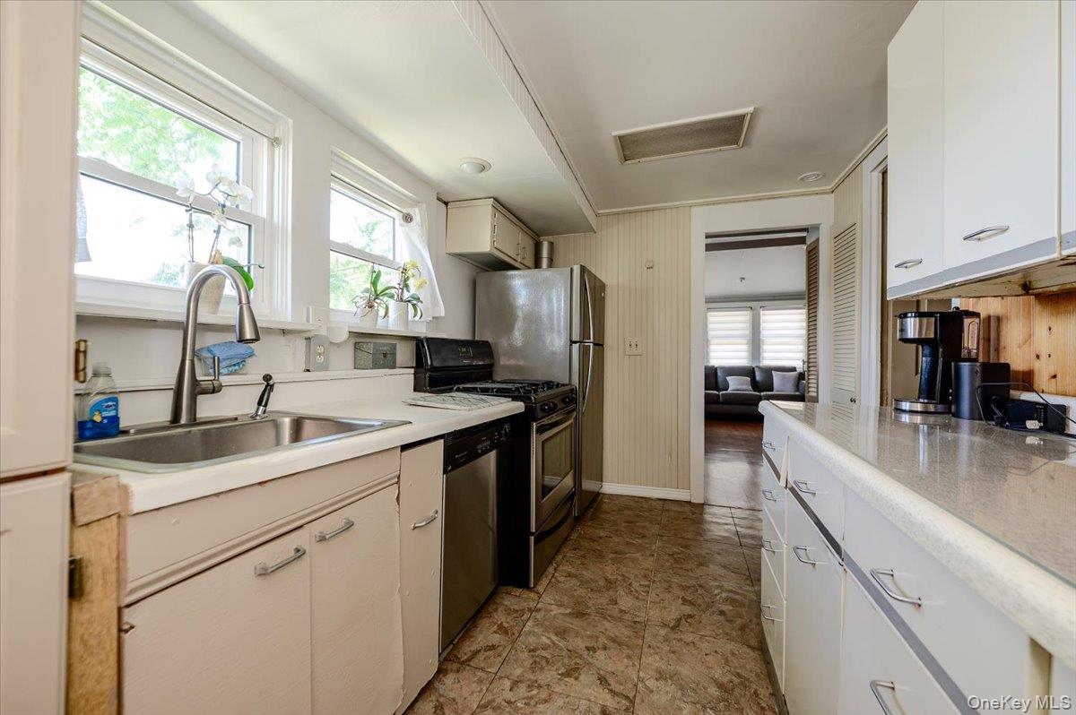 47D Edgewater Park, Unit 47D photo 6