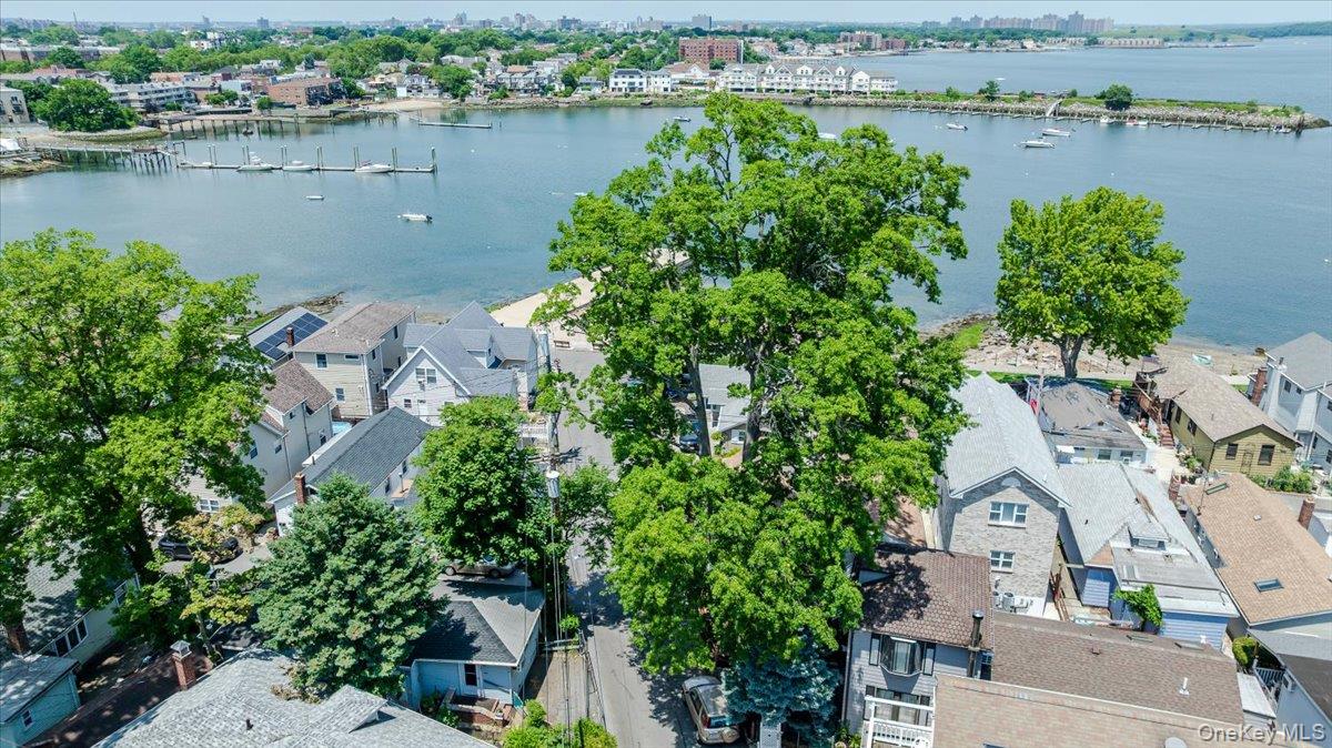 47D Edgewater Park, Unit 47D photo 21