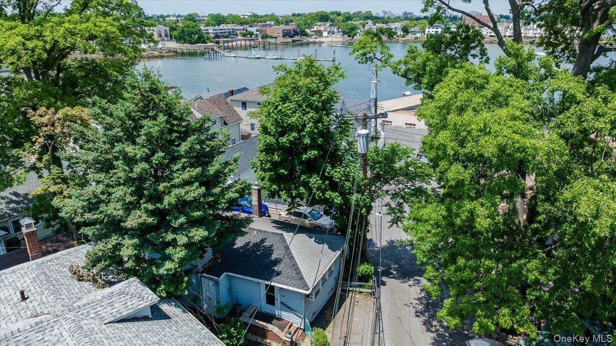 47D Edgewater Park, Unit 47D photo 24
