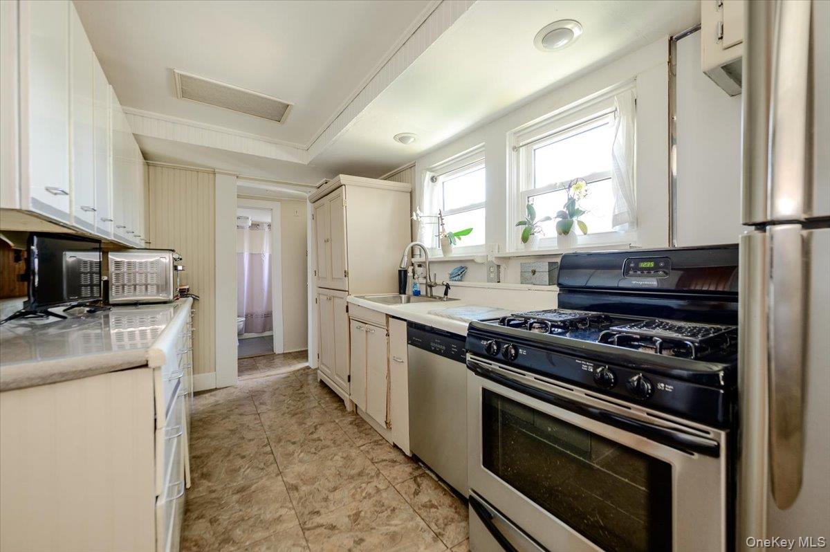 47D Edgewater Park, Unit 47D photo 5
