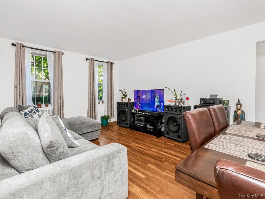 780 Bronx River Road, Unit A16 photo 6