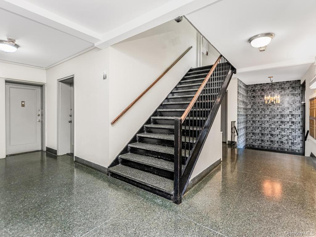 780 Bronx River Road, Unit A16 photo 18