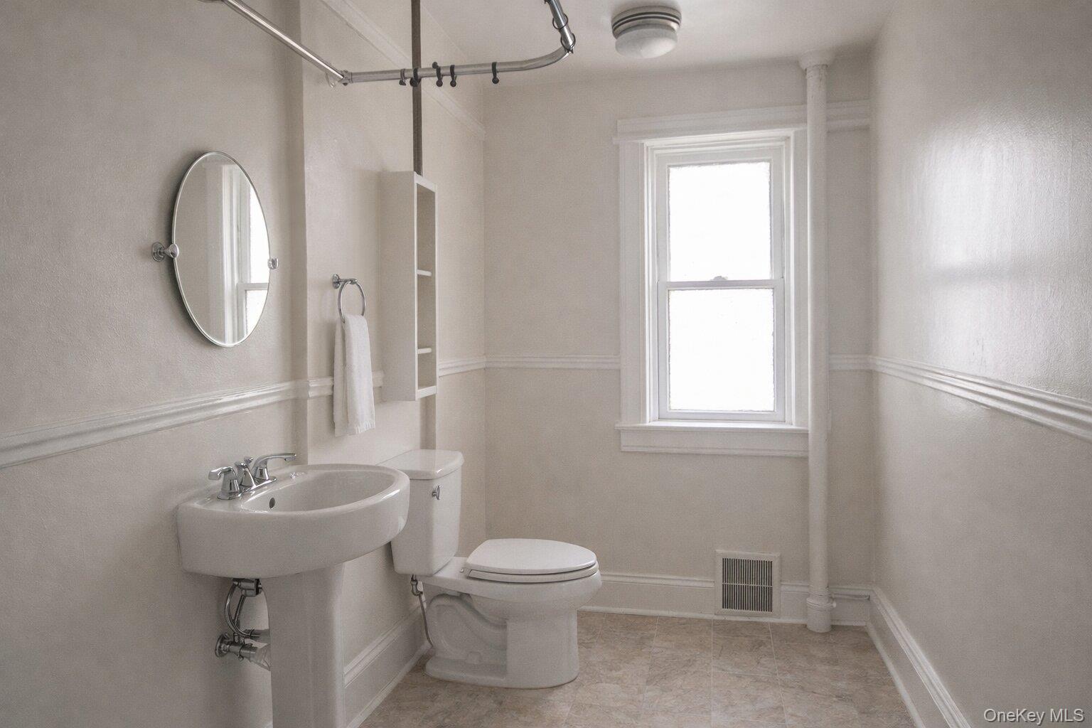 605 41st Street, Unit E photo 10