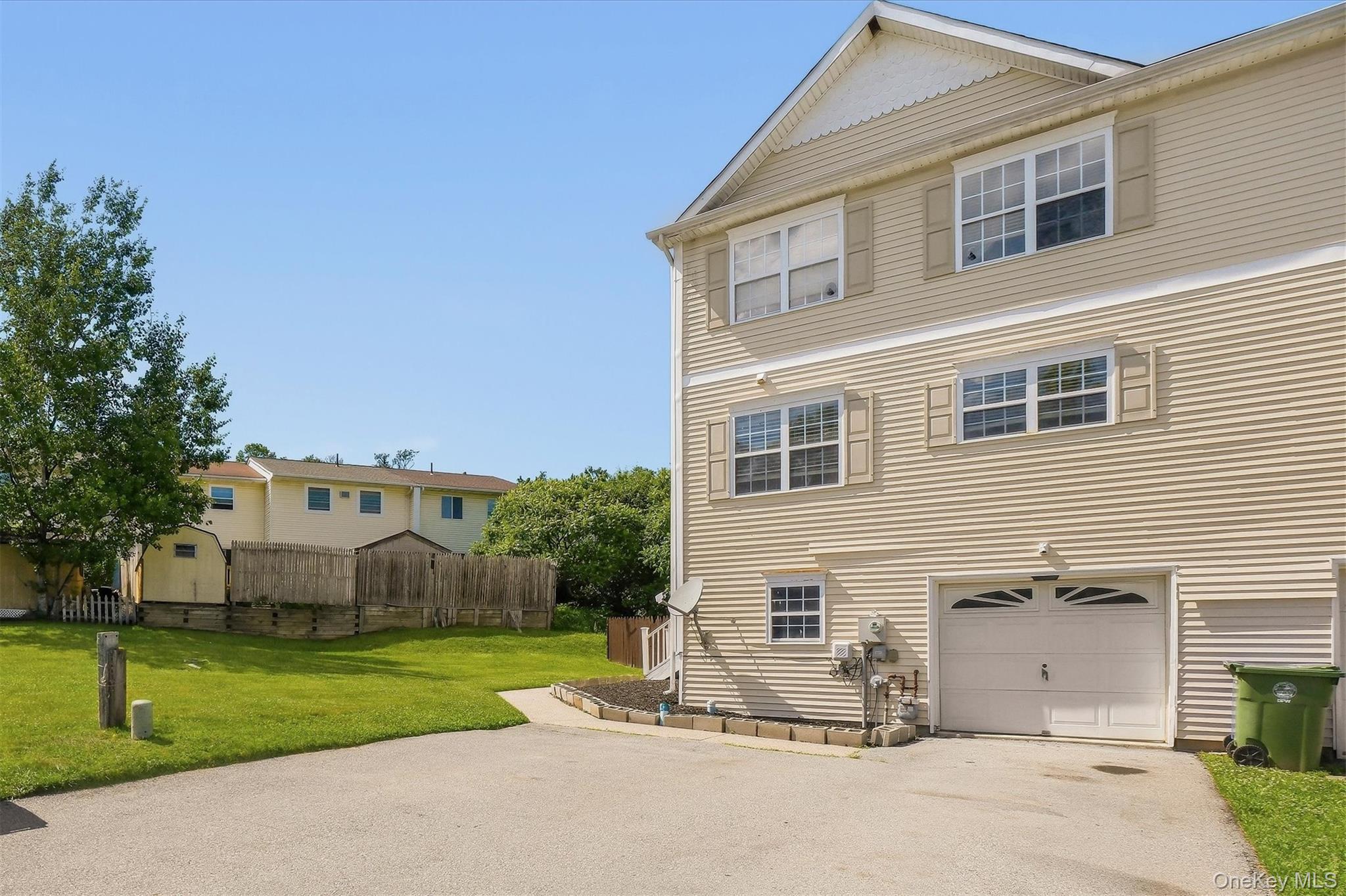 70 Peach Place – For Sale photo 6