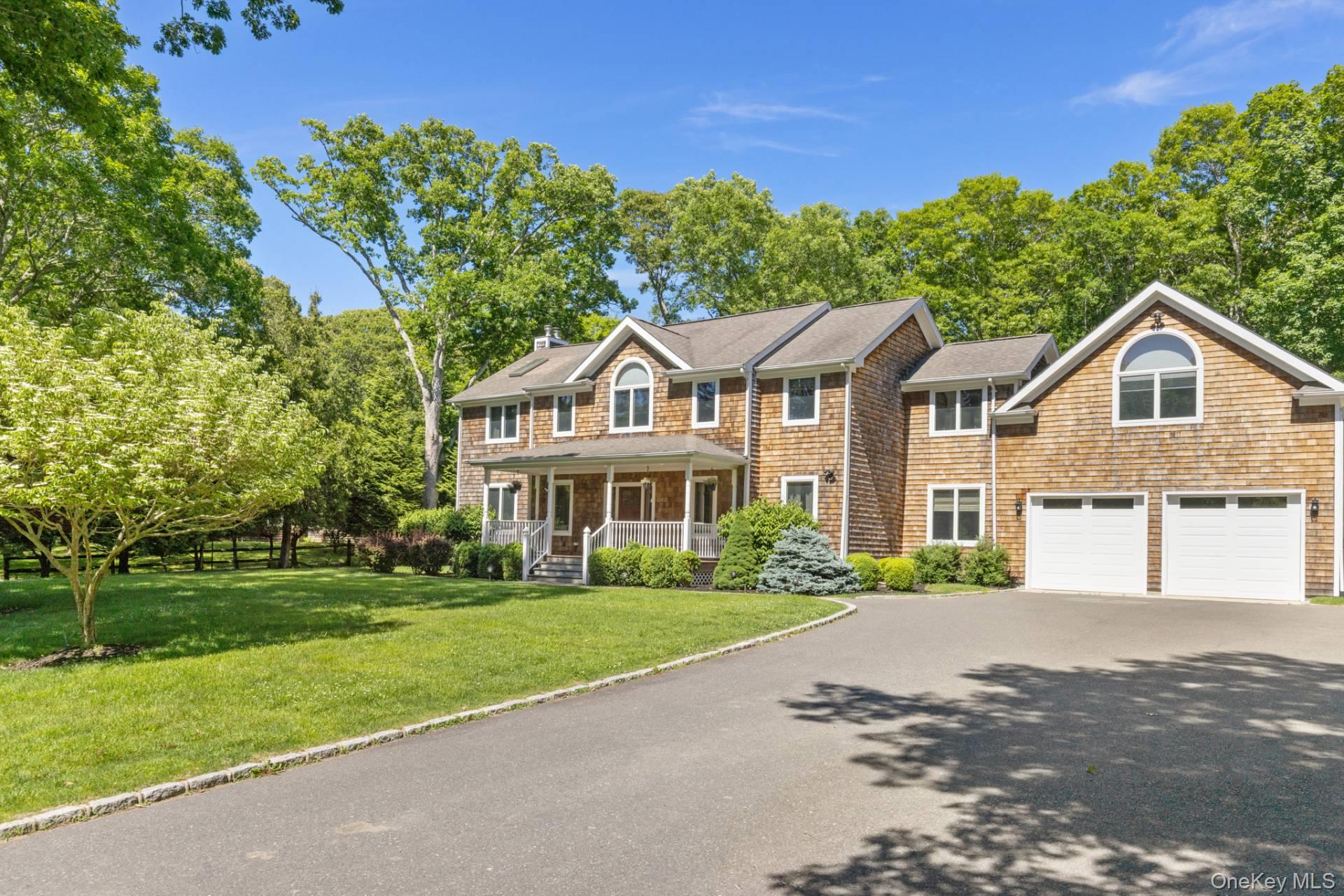 340 N Magee Street – For Rent